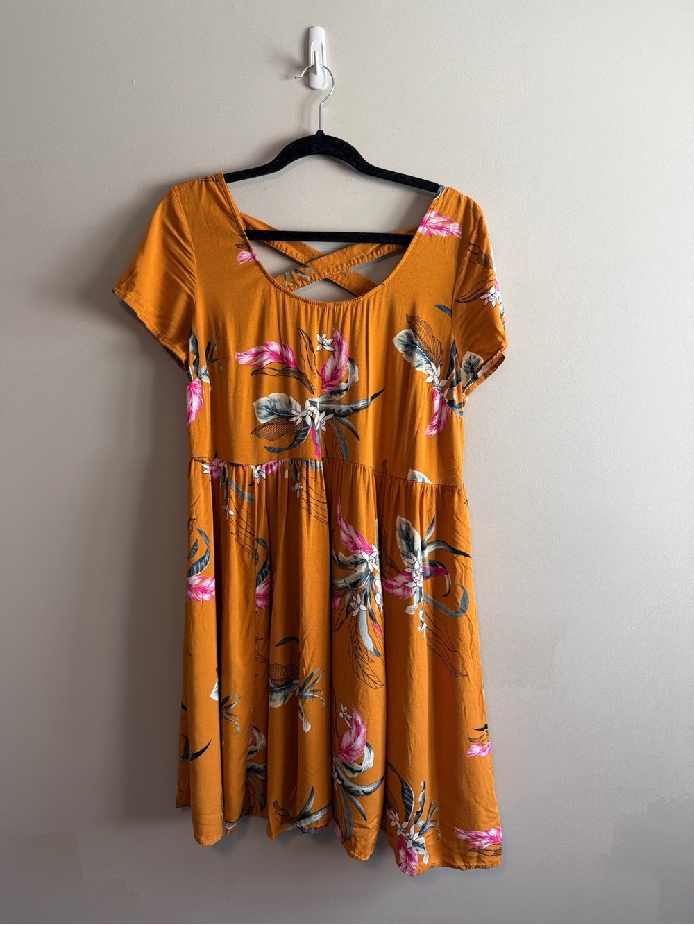 Torrid Floral Boho Midi Dress Size 0 Stretch Rayon Short Sleeve Skater Tropical - Picture 1 of 5